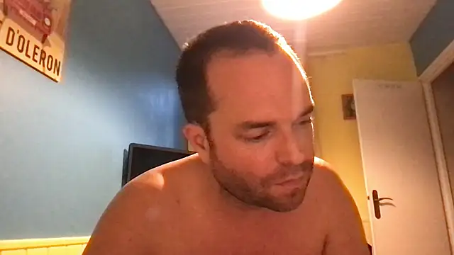 Snapshot of Funnyjul31 chatting on 14, 1, 2026 Funnyjul31 online show from 14, 1, 2026