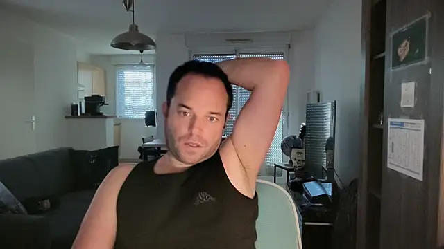 Snapshot of Funnyjul31 chatting on 7, 2, 2026 Funnyjul31 online show from 7, 2, 2026