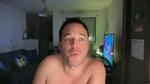 Snapshot of Funnyjul31 chatting on 5, 3, 2026 Funnyjul31 online show from 5, 3, 2026