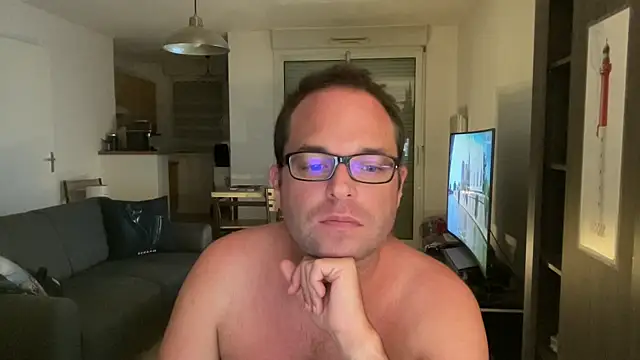 Funnyjul31 online show from 19, 6, 2026