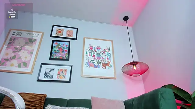 nina  dixon online show from 16, 2, 2025