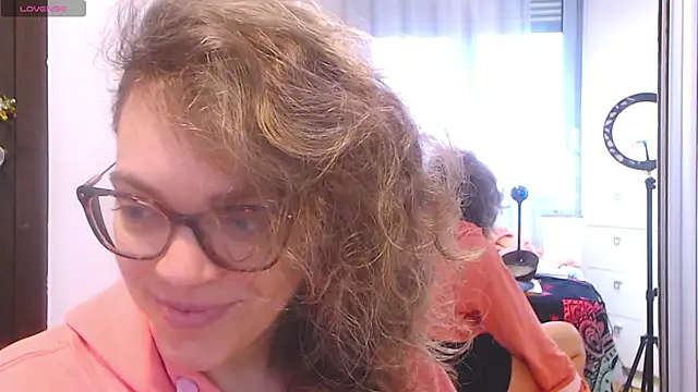 Ju-Hot online show from 22, 1, 2025