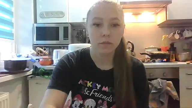 Misssweet s online show from 2, 2, 2025