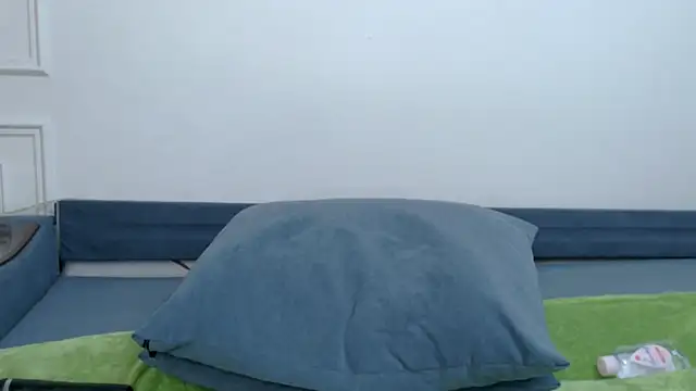 misaki yuna online show from 22, 2, 2025