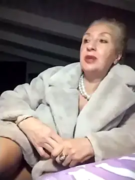 divinaerotica online show from 17, 1, 2026