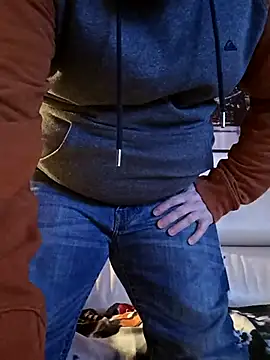 Snapshot of Pourleplasirs chatting on 20, 2, 2025 Pourleplasirs online show from 20, 2, 2025