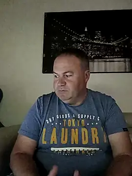 Snapshot of Pourleplasirs chatting on 21, 5, 2026 Pourleplasirs online show from 21, 5, 2026