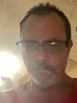 Crackerg73 online show from 25, 10, 2025