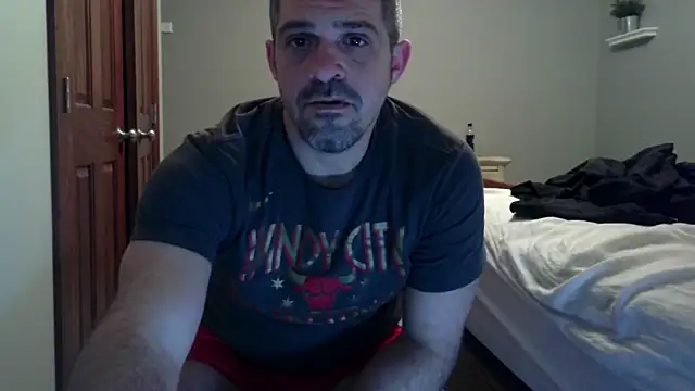 Snapshot of Troyt87 chatting on 11, 2, 2026 Troyt87 online show from 11, 2, 2026