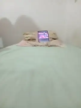 young hot baby online show from 17, 3, 2026