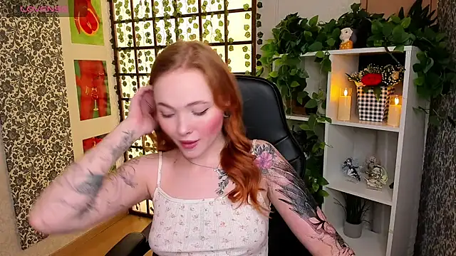 Maya Light online show from 6, 3, 2025