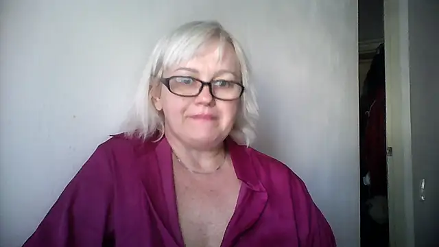 Mayya4321 online show from 22, 9, 2025