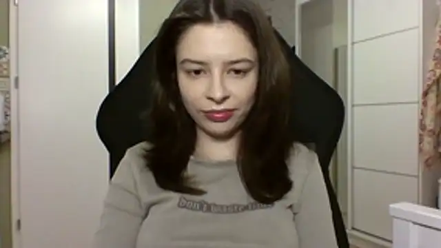 LariceSexy online show from 17, 12, 2025