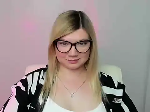 Lola moree online show from 21, 9, 2025