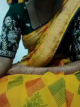 Snapshot of saaniya chatting on 13, 10, 2025 saaniya online show from 13, 10, 2025