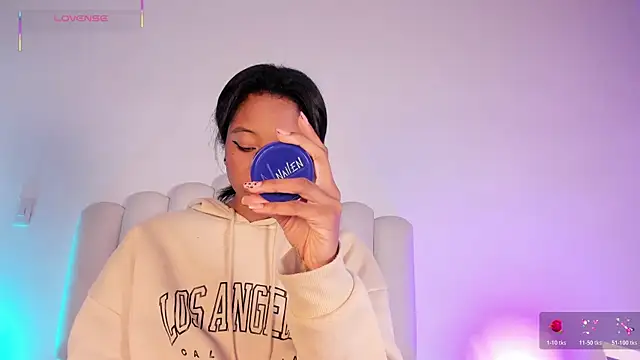 Zaira Rose  online show from 7, 11, 2025