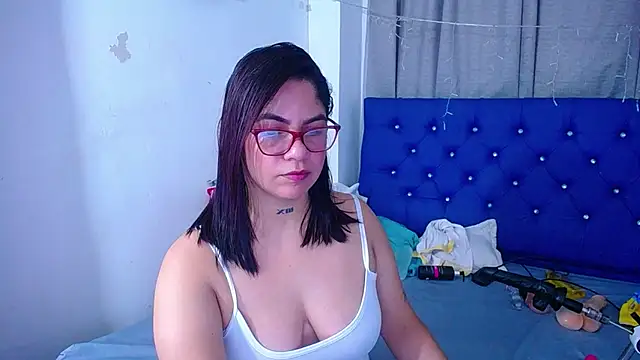 Snapshot of hornny_cougar chatting on 26, 9, 2025 hornny cougar online show from 26, 9, 2025