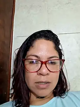 Snapshot of hornny_cougar chatting on 29, 11, 2025 hornny cougar online show from 29, 11, 2025