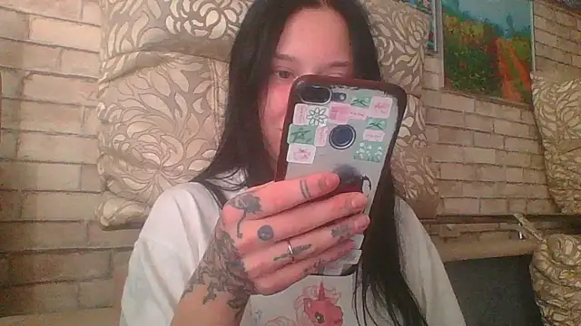 Snapshot of RussNocturnal chatting on 6, 7, 2026 RussNocturnal online show from 6, 7, 2026