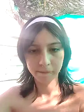 Maiden-Hot online show from 4, 2, 2025