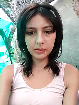 Maiden-Hot online show from 15, 2, 2025