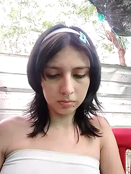 Maiden-Hot online show from 26, 2, 2025