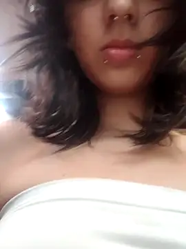 Maiden-Hot online show from 18, 3, 2025