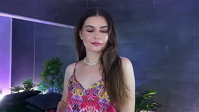 Midnight Seduction online show from 7, 3, 2025