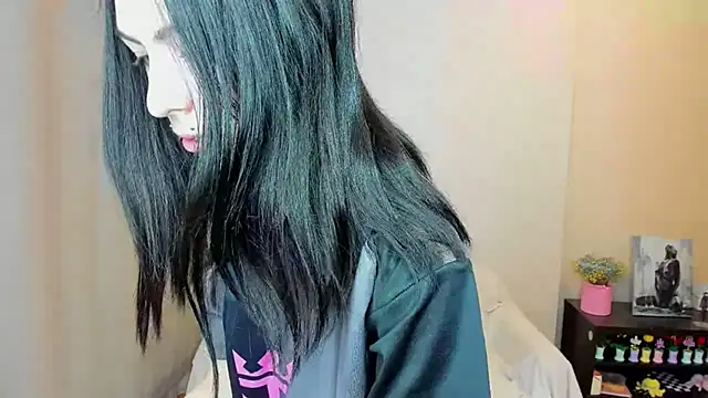 Snapshot of ErlinaBuoy chatting on 19, 6, 2026 ErlinaBuoy online show from 19, 6, 2026