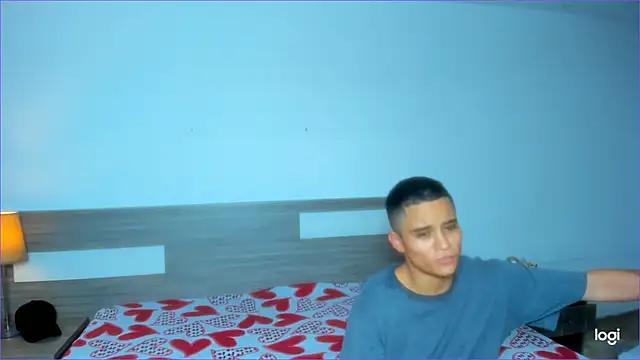 Liiamthompson online show from 30, 10, 2025