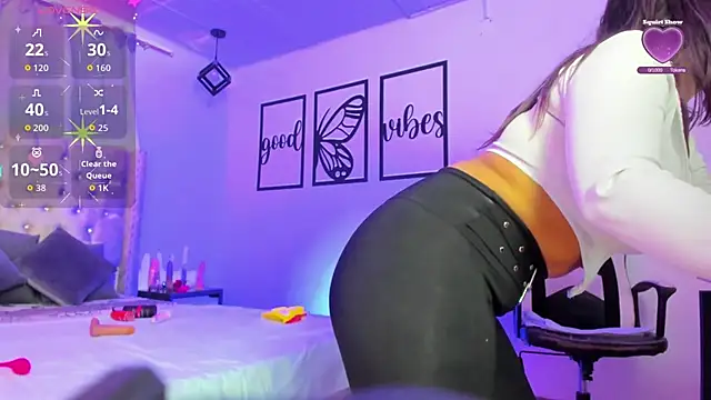 nicolee millerr online show from 7, 1, 2026