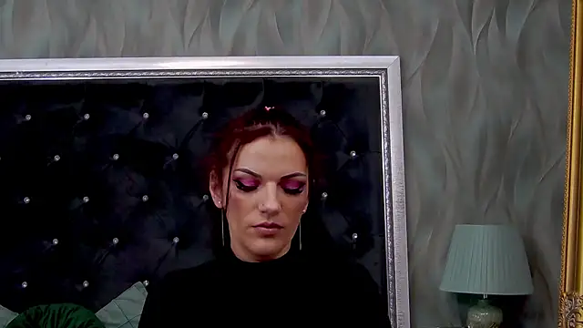 Snapshot of LissaAnn chatting on 19, 2, 2025 LissaAnn online show from 19, 2, 2025