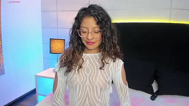 mac-sara online show from 3, 11, 2025