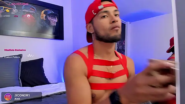 Max Conor1 online show from 4, 2, 2025