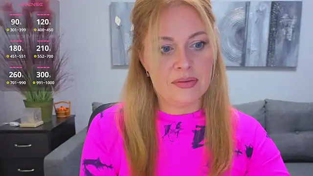 Snapshot of Mira_Whites chatting on 15, 10, 2025 Mira Whites online show from 15, 10, 2025