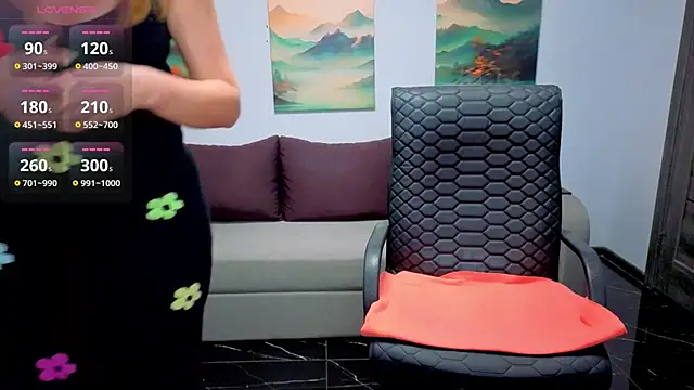 Snapshot of Mira_Whites chatting on 17, 1, 2026 Mira Whites online show from 17, 1, 2026