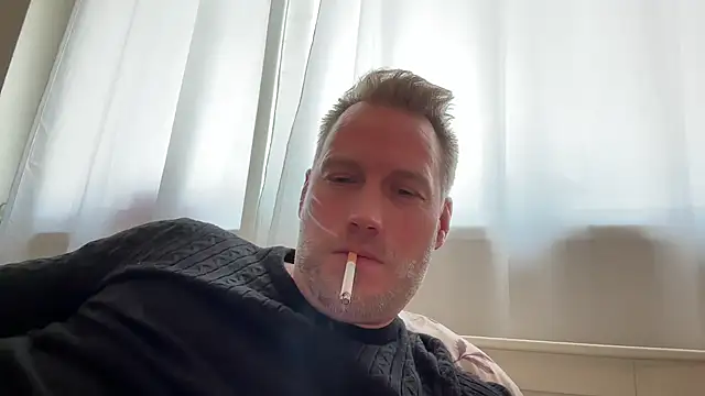 Christian87xxx online show from 25, 11, 2025