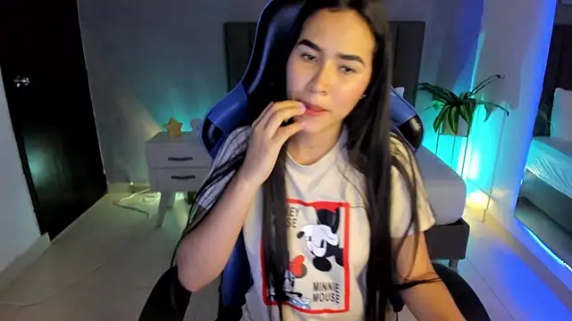 alessia leroy online show from 17, 3, 2025