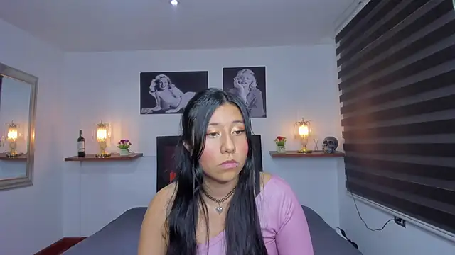 Nohemi louse online show from 4, 2, 2025