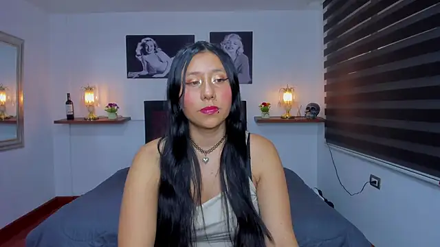 Nohemi louse online show from 5, 2, 2025