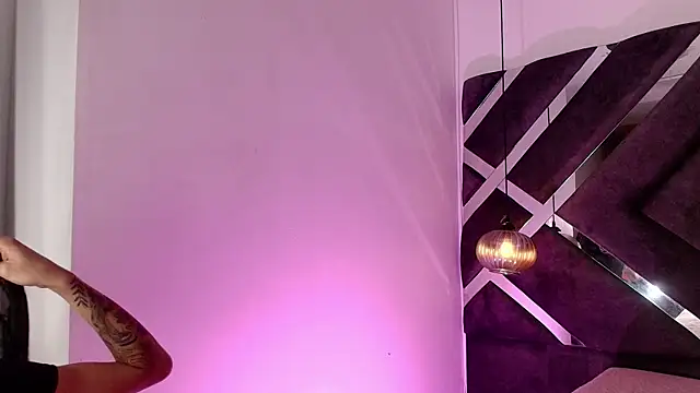 sara lopee1 online show from 16, 10, 2025