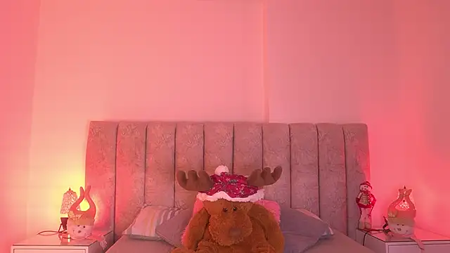 sara lopee1 online show from 20, 12, 2025