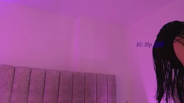 sara lopee1 online show from 15, 1, 2026