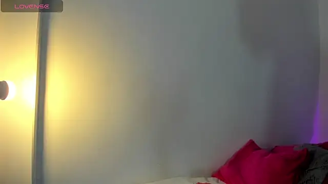 Snapshot of Roxy_Stonee chatting on 2, 2, 2026 Roxy Stonee online show from 2, 2, 2026