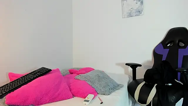 Snapshot of Roxy_Stonee chatting on 10, 2, 2026 Roxy Stonee online show from 10, 2, 2026