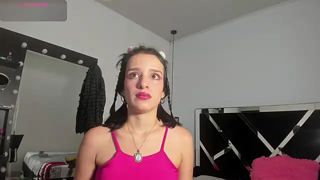 Annyrosee online show from 3, 3, 2025