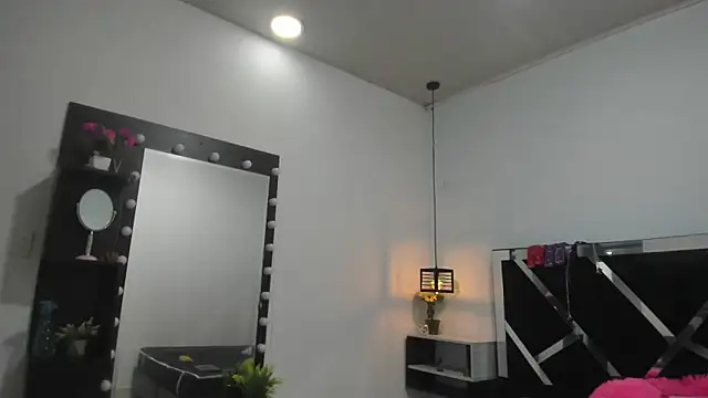 Annyrosee online show from 23, 3, 2025