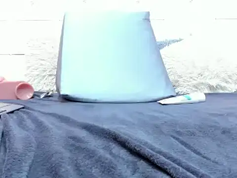 Snapshot of DayannaBronx chatting on 21, 2, 2025 DayannaBronx online show from 21, 2, 2025