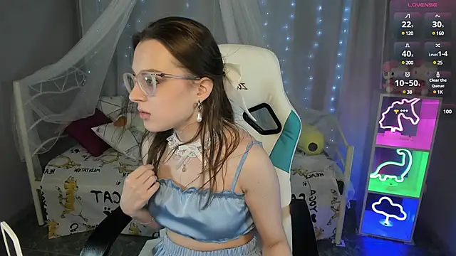 Snapshot of kaisajenner chatting on 7, 2, 2025 kaisajenner online show from 7, 2, 2025