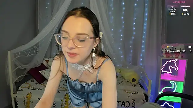 Snapshot of kaisajenner chatting on 7, 2, 2025 kaisajenner online show from 7, 2, 2025